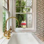 Small bathroom remodeling layout ideas