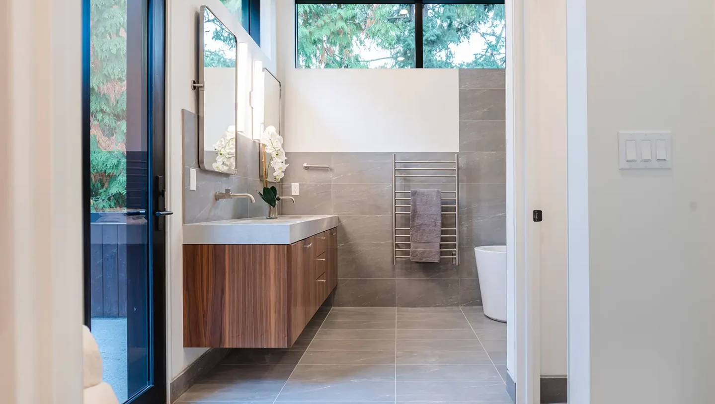 Expert bathroom remodeling design