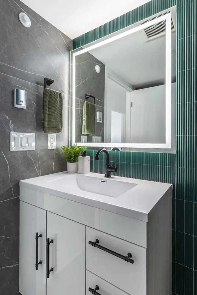 Kirkland Full Condo Renovation 12